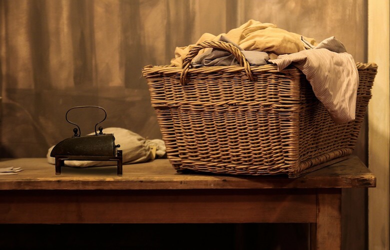 how to wash linen table linen
