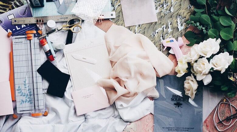 how to prevent fabric from fraying