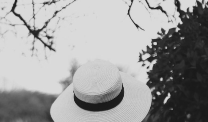 Linen article image for A Simple Path: with Emma Lavelle of Field+Nest