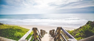 Linen article image for 5 Genius Beach Hacks for a Happy Trip