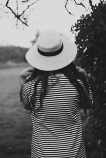 Linen article image for A Simple Path: with Emma Lavelle of Field+Nest